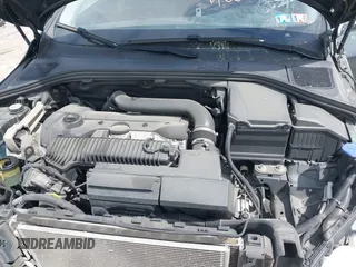 2015 Volvo S60 T5 Premier with VIN YV1612TB5F1310965, listed as a IAAI auction lot 42069463 with 107,178 mi miles. Bid and sale history available at carsss.com. Image 10.