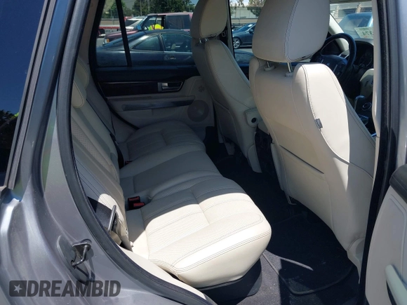 2011 Land Rover Range Rover Sport HSE Lux с VIN SALSK2D43BA711550, выставлен на аукционе IAAI как лот 42549374 с пробегом 125 830 миль миль и . История ставок и продаж доступна на DreamBid. Изображение 8.
