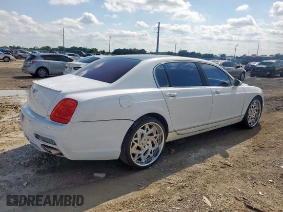 2007 Bentley Flying Spur z VIN SCBBR93W37C050048, wystawiony jako Copart lot #59043815 z przebiegiem 62 006 mil mil oraz Czysty tytuł • Clean title. Historia ofert i sprzedaży dostępna na DreamBid. Obrazek 3.