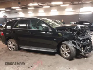2012 Mercedes-Benz M ML 350 with VIN 4JGDA5HB7CA026607, listed as a IAAI auction lot 41687785 with 89,161 mi miles. Bid and sale history available at carsss.com. Image 14.