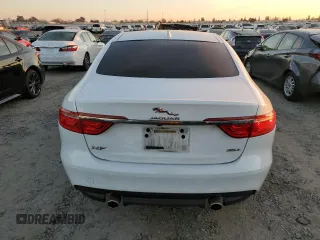 2017 Jaguar XF 35t Premium with VIN SAJBD4BV2HCY32514, listed as a Copart auction lot 87969435 with 118,142 mi miles and Salvage Title. Bid and sale history available at carsss.com. Image 6.