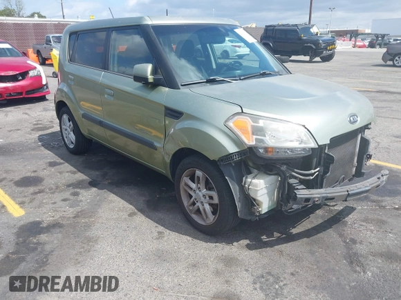 2010 Kia Soul + with VIN KNDJT2A27A7107692, listed as a IAAI auction lot 42135113 with 164,349 mi miles and . Bid and sale history available at DreamBid. Image 1.