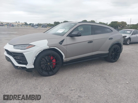 2019 Lamborghini Urus z VIN ZPBUA1ZL6KLA06025, wystawiony jako IAAI lot #41582035 z przebiegiem 71 842 mil mil oraz . Historia ofert i sprzedaży dostępna na DreamBid. Obrazek 18.