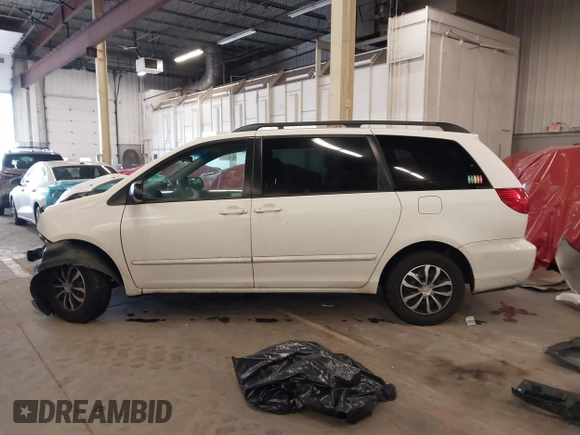 2007 Toyota Sienna CE with VIN 5TDZK23C07S008562, listed as a IAAI auction lot 41517454 with 217,987 mi miles and . Bid and sale history available at DreamBid. Image 15.