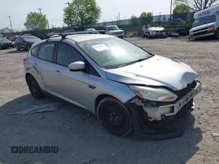 2012 Ford Focus SE with VIN 1FAHP3K20CL223856, listed as a IAAI auction lot 42096207 with 126,838 mi miles and . Bid and sale history available at carsss.com. Image 1.