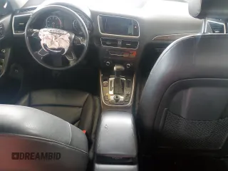 2016 Audi Q5 Premium z VIN WA1C2AFP6GA059117, wystawiony jako Copart lot #60768575 z przebiegiem Nie podano mil oraz Szkoda całkowita • Salvage title. Historia ofert i sprzedaży dostępna na DreamBid. Obrazek 8.