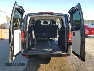 2020 Mercedes-Benz Metris with VIN W1WV0FEY0L3707677, listed as a Copart auction lot 88204725 with 29,945 mi miles and Salvage Title. Bid and sale history available at DreamBid. Image 6.