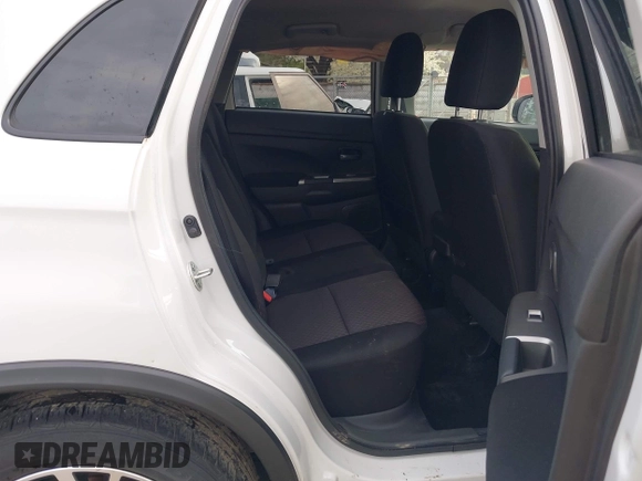 2019 Mitsubishi Outlander ES z VIN JA4AP3AU6KU018494, wystawiony jako IAAI lot #42026362 z przebiegiem 41 146 mil mil oraz . Historia ofert i sprzedaży dostępna na DreamBid. Obrazek 8.