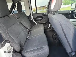 2024 Jeep Wrangler Sport S z VIN 1C4PJXDN1RW273839, wystawiony jako Copart lot #63295995 z przebiegiem Nie podano mil oraz Nie do naprawy • Non repairable. Historia ofert i sprzedaży dostępna na DreamBid. Obrazek 11.