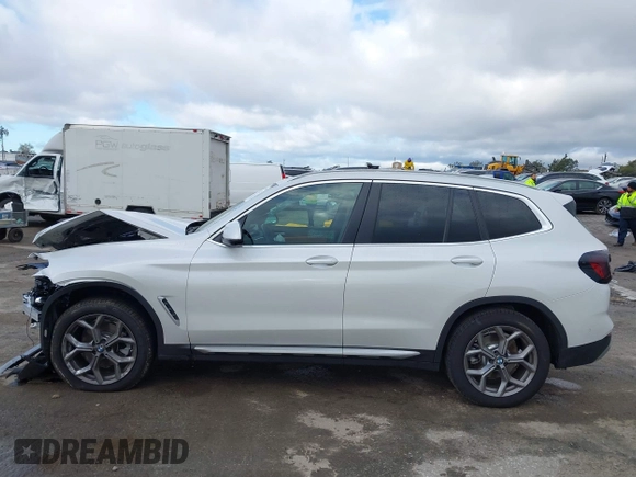 2024 BMW X3 sDrive30i with VIN 5UX43DP00R9W45986, listed as a IAAI auction lot 41725475 with 5,054 mi miles and . Bid and sale history available at DreamBid. Image 14.