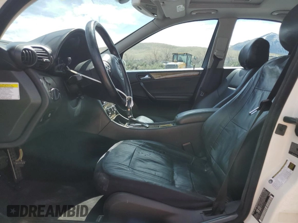 2007 Mercedes-Benz C 230 Sport with VIN WDBRF52H37F916909, listed as a Copart auction lot 52829765 with 152,660 mi miles and Salvage Title. Bid and sale history available at DreamBid. Image 7.