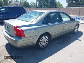2006 Volvo S80 z VIN YV1TS592061446901, wystawiony jako IAAI lot #42310273 z przebiegiem 52 079 mil mil oraz . Historia ofert i sprzedaży dostępna na DreamBid. Obrazek 4.