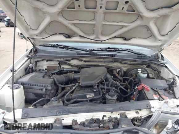 2010 Toyota Tacoma z VIN 5TETX4CN2AZ715385, wystawiony jako IAAI lot #42184905 z przebiegiem 209 078 mil mil oraz . Historia ofert i sprzedaży dostępna na DreamBid. Obrazek 10.