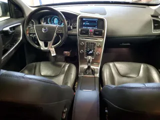 2015 Volvo XC60 z VIN YV4902RD7F2596257, wystawiony jako Copart lot #80564274 z przebiegiem 89 710 mil mil oraz Nie do naprawy • Non repairable. Historia ofert i sprzedaży dostępna na DreamBid. Obrazek 8.