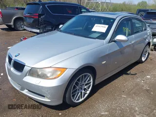 2006 BMW 3 Series 325i z VIN WBAVB13556PT00062, wystawiony jako IAAI lot #41912808 z przebiegiem 190 885 mil mil oraz . Historia ofert i sprzedaży dostępna na DreamBid. Obrazek 17.
