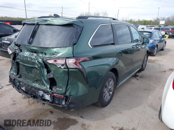 2025 Toyota Sienna XLE z VIN 5TDJSKFC5SS166414, wystawiony jako IAAI lot #42105323 z przebiegiem 2 270 mil mil oraz . Historia ofert i sprzedaży dostępna na DreamBid. Obrazek 4.