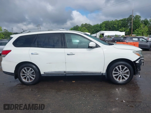 2015 Nissan Pathfinder Platinum with VIN 5N1AR2MM0FC696879, listed as a IAAI auction lot 42368003 with 120,650 mi miles and . Bid and sale history available at DreamBid. Image 13.