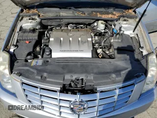 2010 Cadillac DTS 1SA z VIN 1G6KA5EY4AU126988, wystawiony jako Copart lot #49551415 z przebiegiem 114 768 mil mil oraz Tytuł czysty. Historia ofert i sprzedaży dostępna na DreamBid. Obrazek 11.