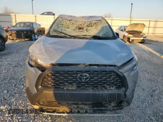 2023 Toyota Corolla Cross L with VIN 7MUAAAAG4PV050643, listed as a Copart auction lot 46923455 with Not provided miles and Non repairable. Bid and sale history available at DreamBid. Image 5.