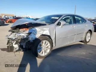 2013 Lexus ES 300h Hybrid with VIN JTHBW1GG9D2012656, listed as a Copart auction lot 47980745 with 52,723 mi miles and Salvage Title. Bid and sale history available at carsss.com. Image 1.