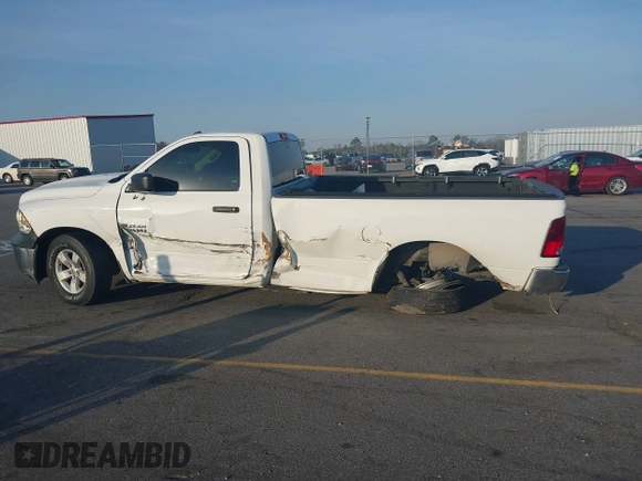 2018 Ram 1500 Tradesman with VIN 3C6JR6DG6JG157833, listed as a IAAI auction lot 41794118 with 205,186 mi miles and . Bid and sale history available at DreamBid. Image 13.