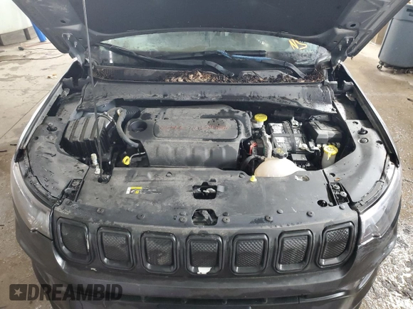 2022 Jeep Compass Latitude z VIN 3C4NJDBB8NT115285, wystawiony jako Copart lot #44131635 z przebiegiem 16 683 mil mil oraz Szkoda całkowita • Salvage title. Historia ofert i sprzedaży dostępna na DreamBid. Obrazek 11.