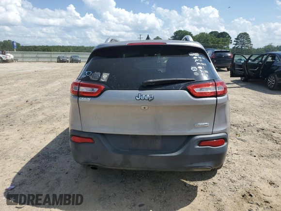 2016 Jeep Cherokee Latitude z VIN 1C4PJLCB3GW146443, wystawiony jako Copart lot #61865135 z przebiegiem 204 516 mil mil oraz Czysty tytuł • Clean title. Historia ofert i sprzedaży dostępna na DreamBid. Obrazek 6.