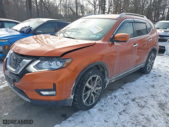 2019 Nissan Rogue S with VIN 5N1AT2MV1KC740411, listed as a IAAI auction lot 41327201 with 137,549 mi miles. Bid and sale history available at carsss.com. Image 17.