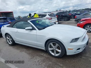 2014 Ford Mustang V6 with VIN 1ZVBP8EM2E5220391, listed as a IAAI auction lot 42160616 with 178,080 mi miles and . Bid and sale history available at DreamBid. Image 13.