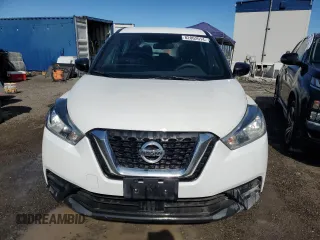 2020 Nissan Kicks S z VIN 3N1CP5BV3LL496937, wystawiony jako Copart lot #55214565 z przebiegiem Nie podano mil oraz Nie do naprawy • Non repairable. Historia ofert i sprzedaży dostępna na DreamBid. Obrazek 5.