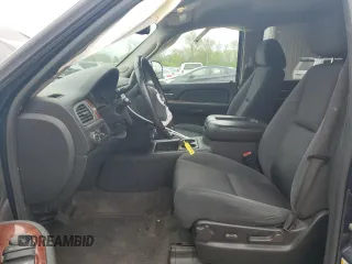 2009 Chevrolet Suburban 2LT z VIN 1GNFC26039R220026, wystawiony jako Copart lot #55475715 z przebiegiem 137 480 mil mil oraz Szkoda całkowita • Salvage title. Historia ofert i sprzedaży dostępna na DreamBid. Obrazek 7.