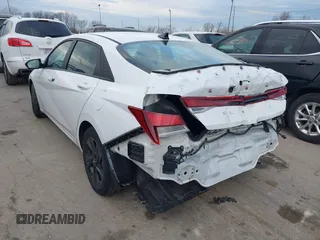 2022 Hyundai Elantra SEL with VIN 5NPLM4AG3NH060174, listed as a IAAI auction lot 41891250 with 24,326 mi miles and . Bid and sale history available at DreamBid. Image 3.