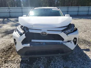 2021 Toyota RAV4 XLE with VIN 2T3W1RFVXMC139912, listed as a Copart auction lot 47370755 with 54,274 mi miles and Salvage Title. Bid and sale history available at carsss.com. Image 5.
