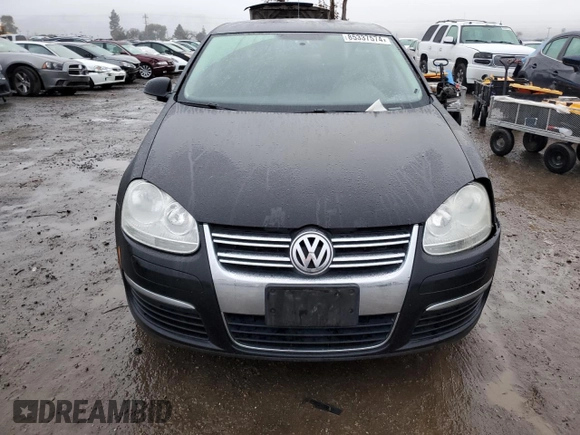 2010 Volkswagen Jetta Limited Edition z VIN 3VWAZ7AJXAM122581, wystawiony jako Copart lot #85337574 z przebiegiem 239 863 mil mil oraz Szkoda całkowita • Salvage title. Historia ofert i sprzedaży dostępna na DreamBid. Obrazek 5.