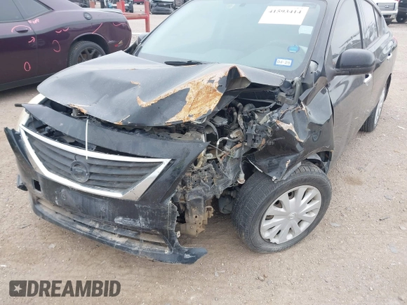 2014 Nissan Versa S with VIN 3N1CN7AP1EK447569, listed as a IAAI auction lot 41593414 with 123,953 mi miles. Bid and sale history available at carsss.com. Image 6.