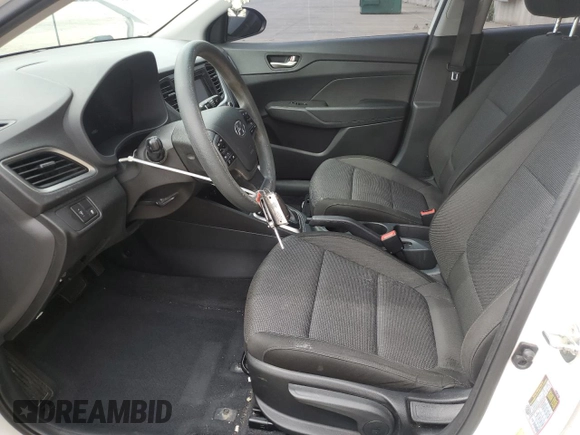 2018 Hyundai Accent SE z VIN 3KPC24A33JE034269, wystawiony jako Copart lot #57510305 z przebiegiem 140 920 mil mil oraz Czysty tytuł • Clean title. Historia ofert i sprzedaży dostępna na DreamBid. Obrazek 7.