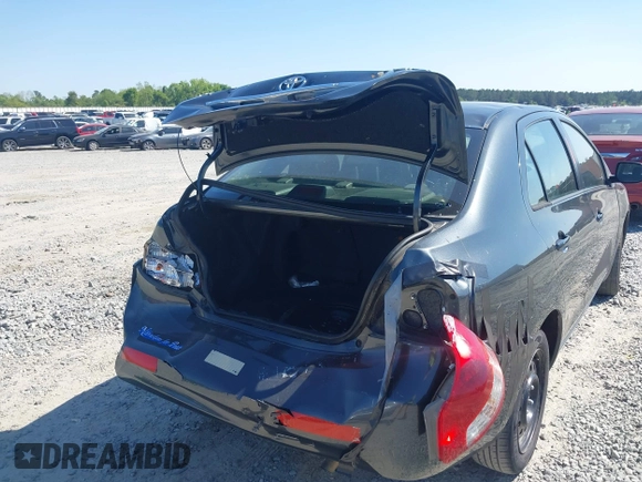 2009 Toyota Yaris z VIN JTDBT903X94057262, wystawiony jako IAAI lot #42056762 z przebiegiem 217 757 mil mil oraz . Historia ofert i sprzedaży dostępna na DreamBid. Obrazek 6.