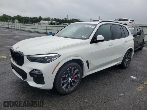 2021 BMW X5 xDrive40i z VIN 5UXCR6C07M9H39368, wystawiony jako Copart lot #57122975 z przebiegiem 66 360 mil mil oraz Szkoda całkowita • Salvage title. Historia ofert i sprzedaży dostępna na DreamBid. Obrazek 1.