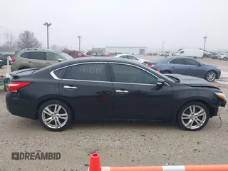 2016 Nissan Altima SR with VIN 1N4BL3AP6GC131204, listed as a IAAI auction lot 41091612 with 114,239 mi miles and . Bid and sale history available at carsss.com. Image 13.