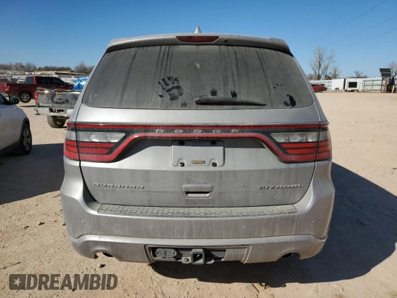2016 Dodge Durango Citadel Anodized Platinum z VIN 1C4RDHEG9GC387026, wystawiony jako Copart lot #46730445 z przebiegiem Nie podano mil oraz Szkoda całkowita • Salvage title. Historia ofert i sprzedaży dostępna na DreamBid. Obrazek 6.
