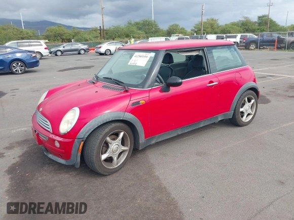 2003 MINI Hardtop z VIN WMWRC33403TE17040, wystawiony jako IAAI lot #41280159 z przebiegiem 62 758 mil mil oraz . Historia ofert i sprzedaży dostępna na DreamBid. Obrazek 2.