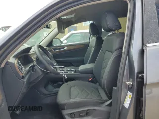 2025 Volkswagen Atlas SE with VIN 1V2WR2CA9SC540088, listed as a Copart auction lot 54500125 with 1,786 mi miles and Clean title. Bid and sale history available at DreamBid. Image 7.
