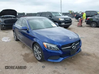 2017 Mercedes-Benz C 300 z VIN 55SWF4JB0HU202316, wystawiony jako IAAI lot #42139505 z przebiegiem 88 514 mil mil oraz . Historia ofert i sprzedaży dostępna na DreamBid. Obrazek 1.