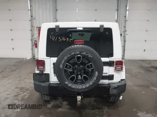 2018 Jeep Wrangler JK Unlimited Altitude with VIN 1C4BJWEG6JL847653, listed as a IAAI auction lot 41137635 with 66,177 mi miles. Bid and sale history available at carsss.com. Image 16.