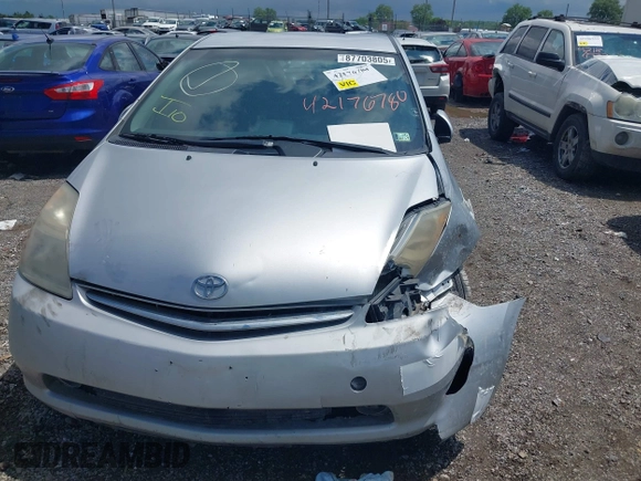 2007 Toyota Prius z VIN JTDKB20U677677900, wystawiony jako IAAI lot #42176780 z przebiegiem 246 442 mil mil oraz . Historia ofert i sprzedaży dostępna na DreamBid. Obrazek 6.