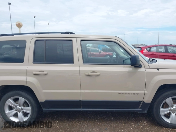 2017 Jeep Patriot High Altitude with VIN 1C4NJPFAXHD203977, listed as a IAAI auction lot 42496814 with 170,399 mi miles and . Bid and sale history available at DreamBid. Image 13.