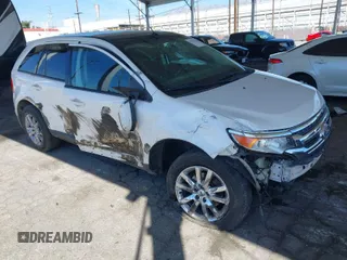 2013 Ford Edge SEL with VIN 2FMDK3JC8DBE38111, listed as a IAAI auction lot 41878339 with 109,240 mi miles. Bid and sale history available at carsss.com. Image 1.