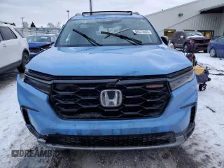 2025 Honda Pilot TrailSport with VIN 5FNYG1H66SB053318, listed as a Copart auction lot 88573055 with 0 mi miles and Salvage Title. Bid and sale history available at carsss.com. Image 5.