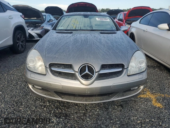2005 Mercedes-Benz SLK 230/320 with VIN WDBWK56F75F028152, listed as a Copart auction lot 78779524 with Not Provided miles and Salvage Title. Bid and sale history available at DreamBid. Image 5.