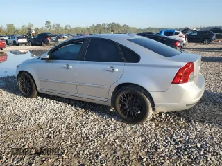 2010 Volvo S40 with VIN YV1382MS7A2510357, listed as a Copart auction lot 50303895 with 157,008 mi miles and Salvage Title. Bid and sale history available at carsss.com. Image 2.